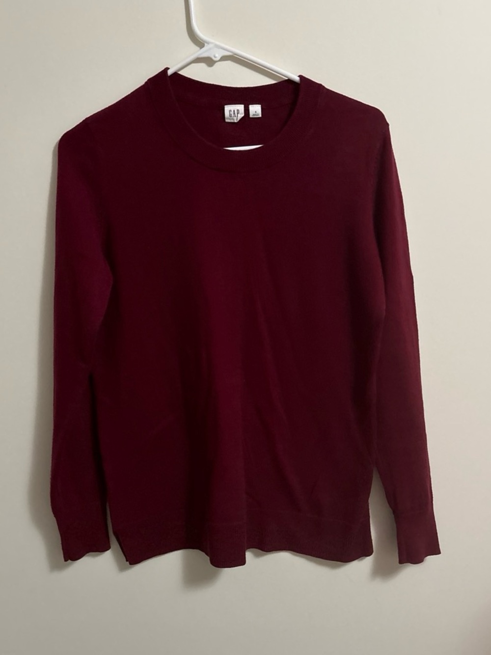 GAP Women's Crewneck Sweater - Burgundy